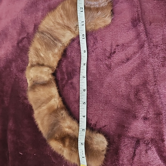 Vintage Mink Collar - Picture 2 of 9